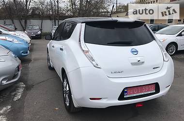 Хэтчбек Nissan Leaf 2016 в Одессе