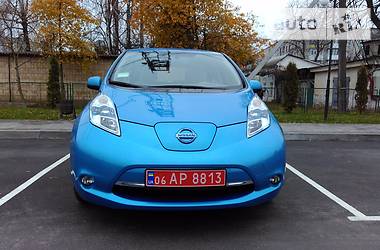 Хэтчбек Nissan Leaf 2012 в Звягеле