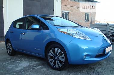 Седан Nissan Leaf 2013 в Киеве