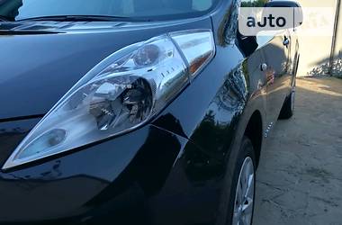 Хэтчбек Nissan Leaf 2015 в Полтаве