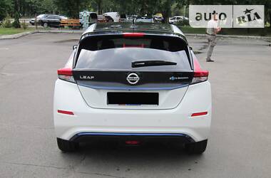 Хэтчбек Nissan Leaf 2018 в Киеве