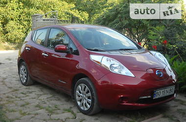 Хэтчбек Nissan Leaf 2015 в Чорткове