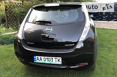 Хэтчбек Nissan Leaf 2015 в Полтаве