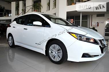 Хетчбек Nissan Leaf 2018 в 