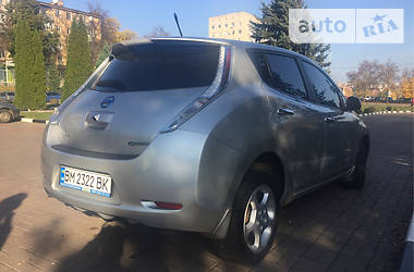 Хэтчбек Nissan Leaf 2013 в Сумах