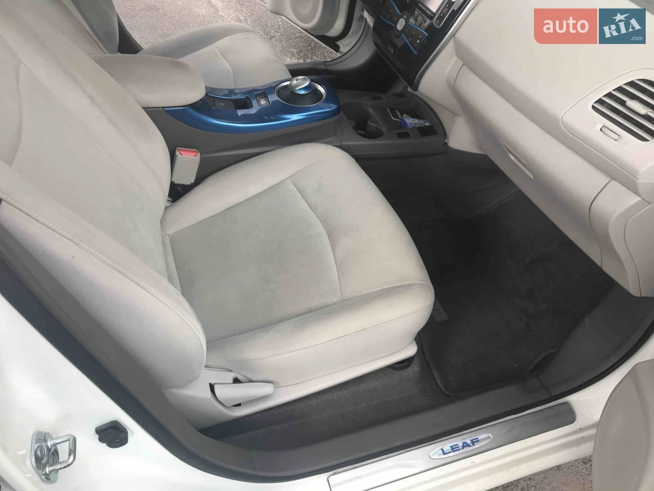 2011 Nissan Leaf - мініатюра 9