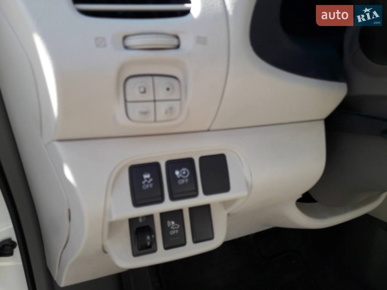 2011 Nissan Leaf - мініатюра 14