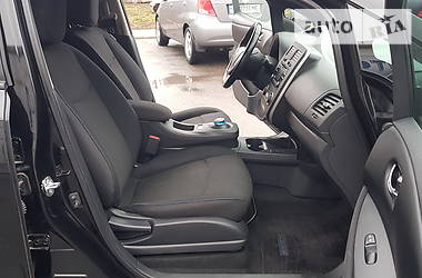 Хетчбек Nissan Leaf 2013 в 
