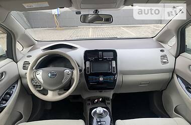 Хэтчбек Nissan Leaf 2014 в Львове