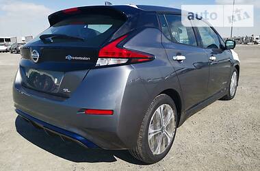 Хэтчбек Nissan Leaf 2019 в Киеве