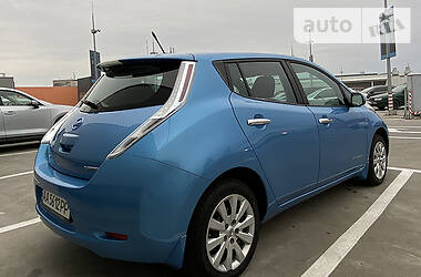 Хэтчбек Nissan Leaf 2013 в Киеве