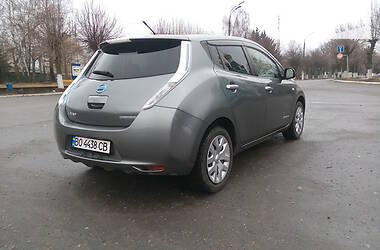 Универсал Nissan Leaf 2013 в Теофиполе