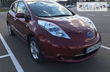 Хетчбек Nissan Leaf 2011 в Житомирі