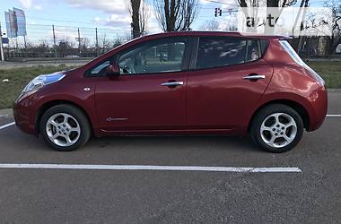 Хетчбек Nissan Leaf 2011 в Житомирі