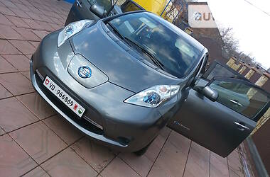 Універсал Nissan Leaf 2013 в 