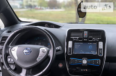 Хэтчбек Nissan Leaf 2013 в Кременчуге