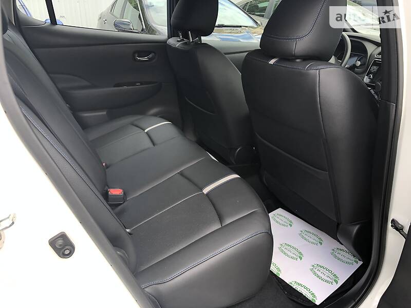 Хетчбек Nissan Leaf 2018 в Одесі