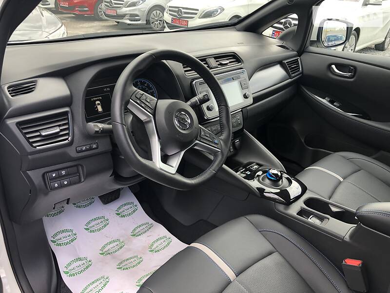 Хетчбек Nissan Leaf 2019 в Одесі