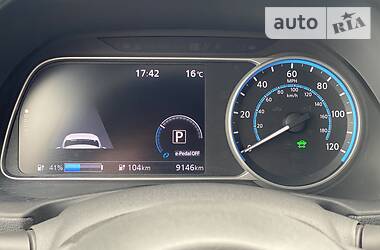 Хетчбек Nissan Leaf 2018 в 