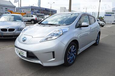 Хэтчбек Nissan Leaf 2014 в Киеве