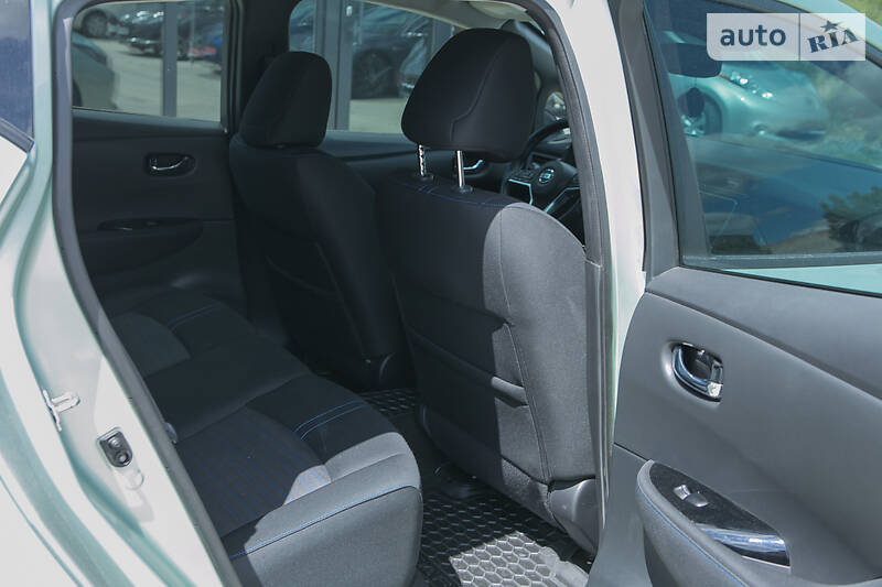 Хетчбек Nissan Leaf 2018 в Харкові