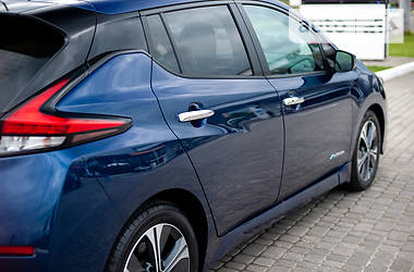 Хэтчбек Nissan Leaf 2019 в Львове