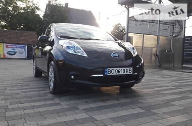 Хэтчбек Nissan Leaf 2013 в Сваляве