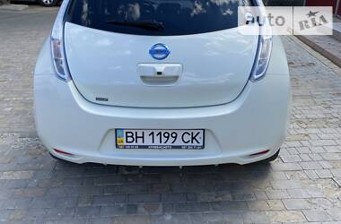 Хетчбек Nissan Leaf 2011 в Одесі