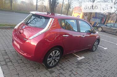 Хэтчбек Nissan Leaf 2013 в Луцке