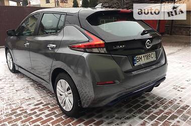 Хэтчбек Nissan Leaf 2019 в Киеве