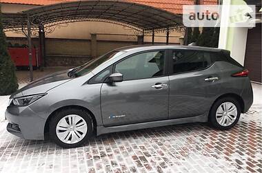 Хэтчбек Nissan Leaf 2019 в Киеве