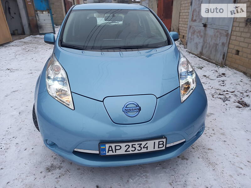 Nissan Leaf