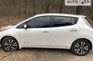 Хэтчбек Nissan Leaf 2014 в Виннице