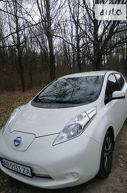 Хэтчбек Nissan Leaf 2014 в Виннице