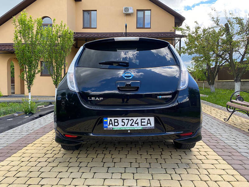 Ліфтбек Nissan Leaf 2011 в Вінниці
