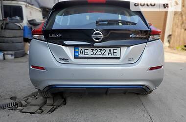 Хэтчбек Nissan Leaf 2020 в Кривом Роге