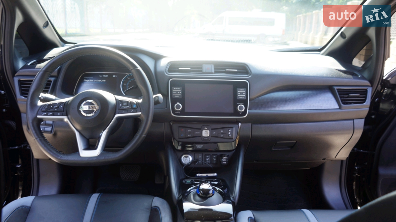 2020 Nissan Leaf - мініатюра 18