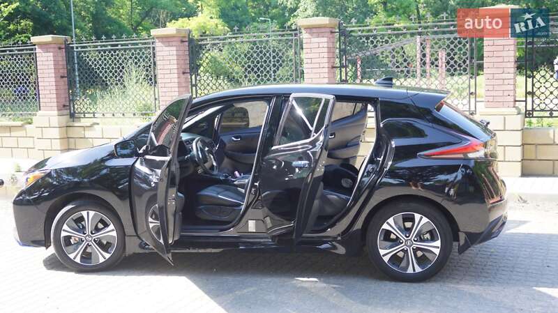 Хэтчбек Nissan Leaf 2020 в Одессе