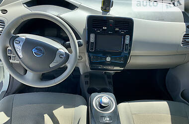 Хетчбек Nissan Leaf 2012 в Одесі