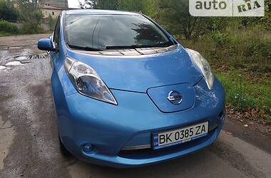 Хэтчбек Nissan Leaf 2014 в Ровно