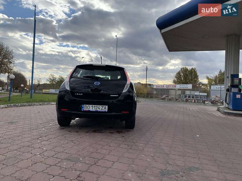 Хэтчбек Nissan Leaf 2014 в Тернополе