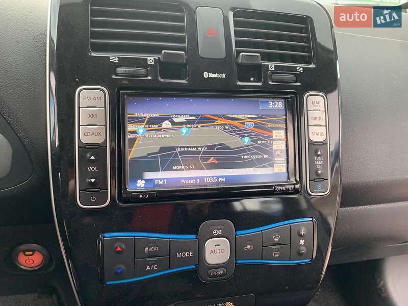 Хэтчбек Nissan Leaf 2014 в Тернополе