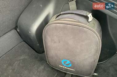 Хэтчбек Nissan Leaf 2014 в Тернополе