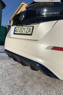 Хэтчбек Nissan Leaf 2021 в Ужгороде