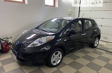 Хэтчбек Nissan Leaf 2012 в Львове