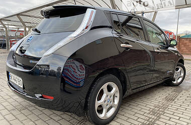 Хэтчбек Nissan Leaf 2012 в Ровно