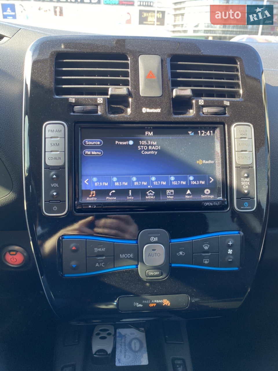 2016 Nissan Leaf - мініатюра 10