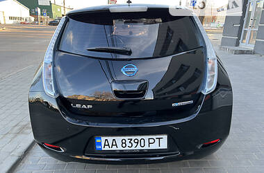 Хэтчбек Nissan Leaf 2013 в Ровно