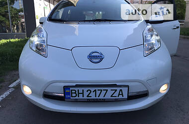 Хэтчбек Nissan Leaf 2014 в Одессе