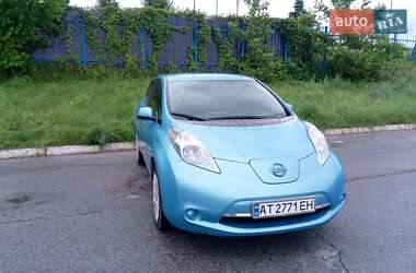 Хэтчбек Nissan Leaf 2014 в Львове